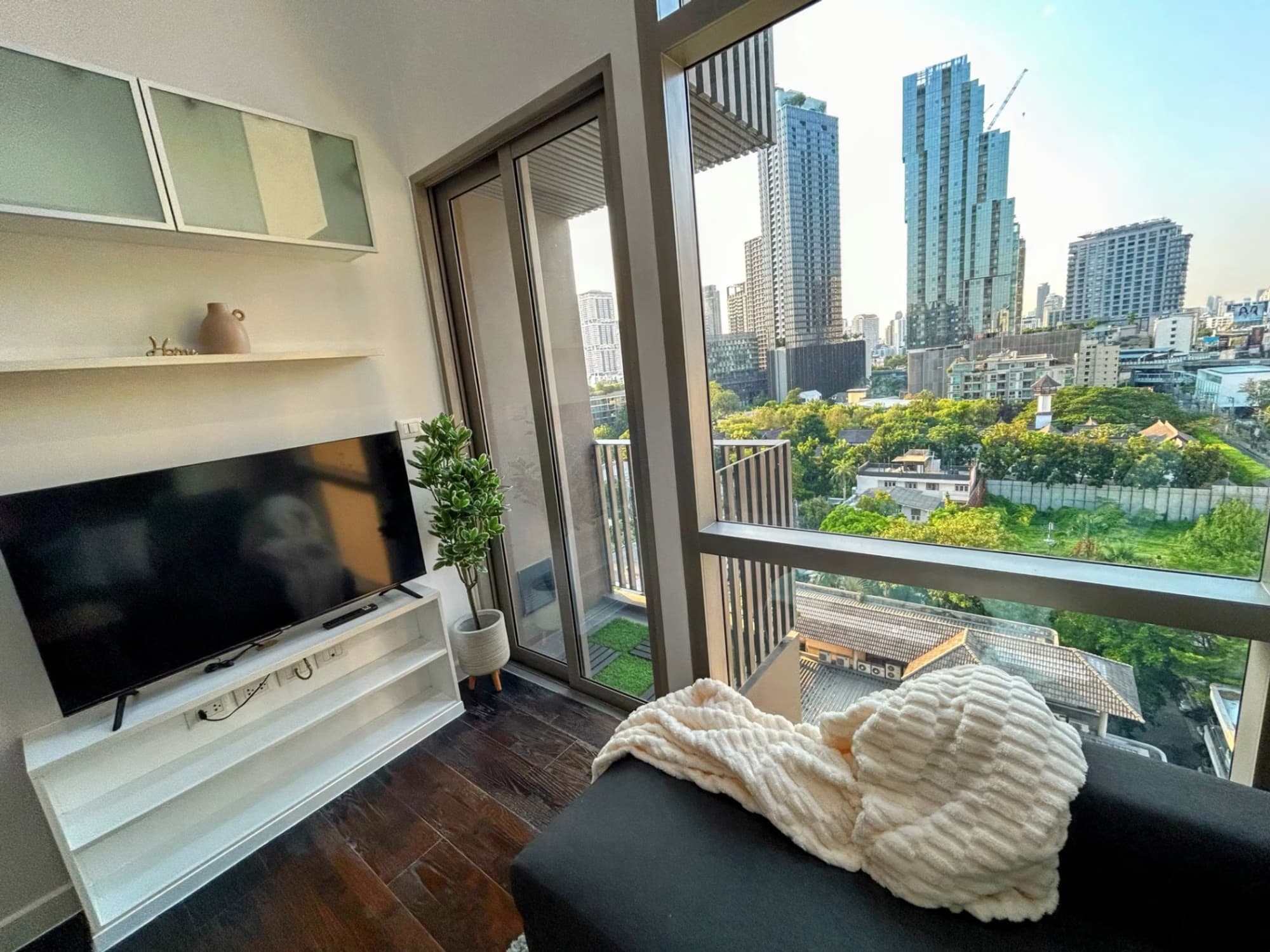 1 Bed Condo for Rent in Khlong Toei - Image 4 1 Bed Condo for Rent in Khlong Toei - Image 4