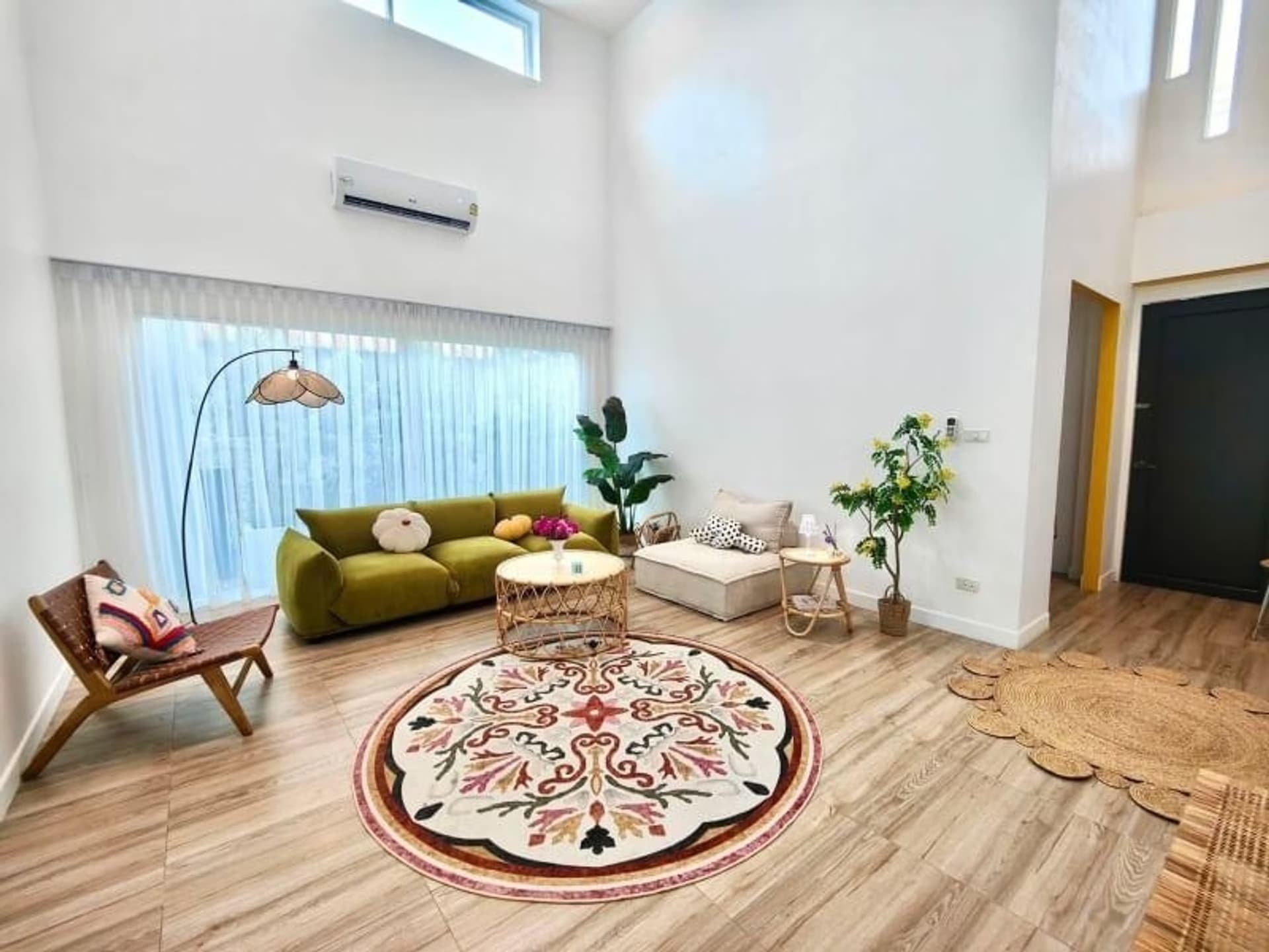 4 Bed house for Rent in San Sai - Image 3 4 Bed house for Rent in San Sai - Image 3